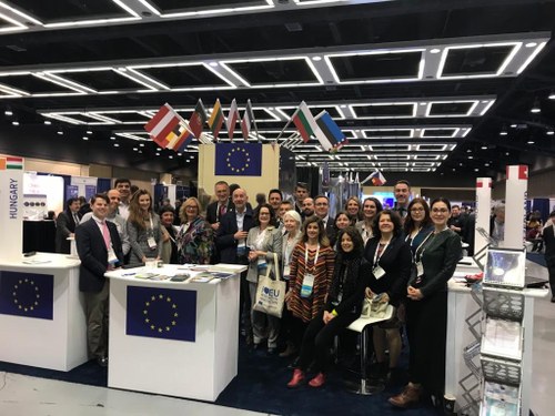 Group picture of the European Commission stand during AAAS. #EUatAAAS