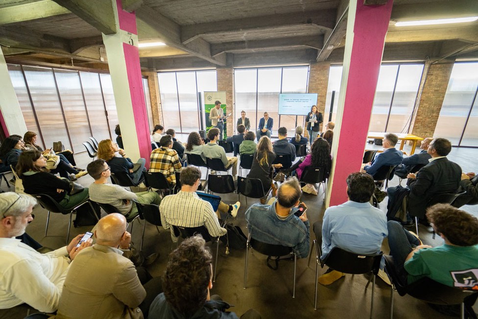 From research to green enterprise: Venture capital and corporate partners for technology transfer