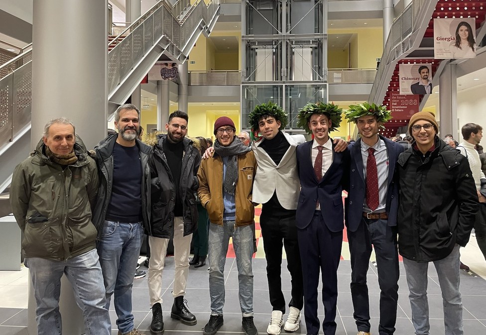 Final Exam Master Students 2023